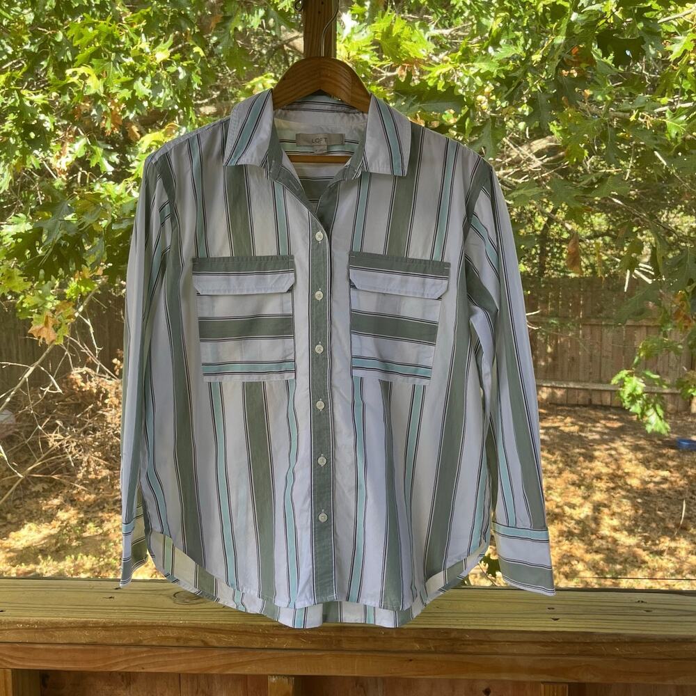 LOFT Women's Sage Green & White Striped Patch Pocket Shirt Size M